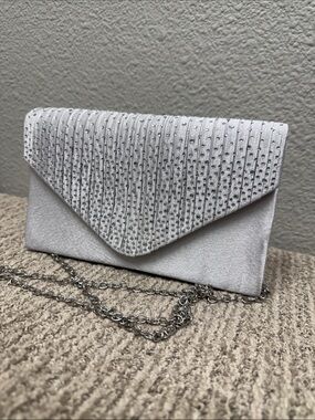 Source Unknown White Crystal-Embellished Envelope Clutch with Silver Chain
